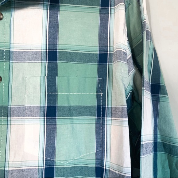 Old Navy • “Everyday Shirt” Plaid Button Down Shirt - Picture 3 of 4